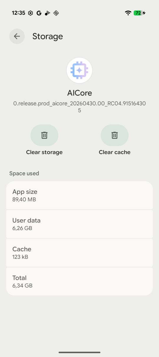 Android AICore storage screen showing app size, user data, cache, total storage, and installed AICore version